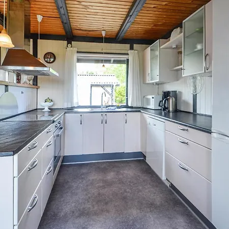 Ferienhaus Nice In W/ Wifi And 3 Bedrooms *