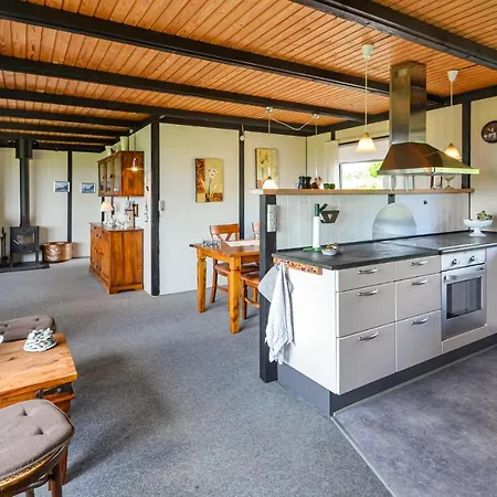 Ferienhaus Nice In W/ Wifi And 3 Bedrooms *
