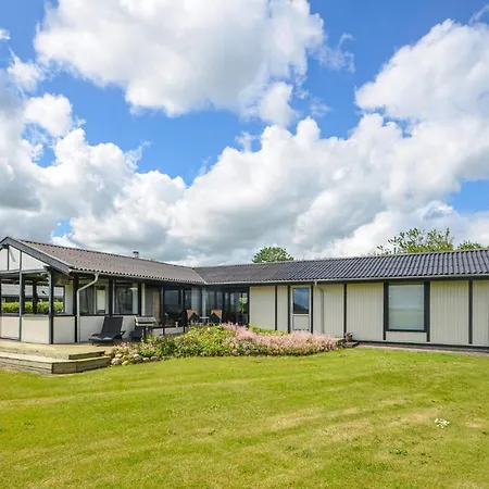 Ferienhaus Nice In W/ Wifi And 3 Bedrooms *