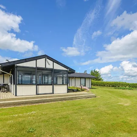 Nice In W/ Wifi And 3 Bedrooms Ferienhaus